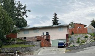 5916 Winding Way, Anchorage, AK 99504
