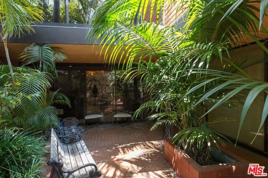 337 S Robertson Boulevard 103, Beverly Hills, CA 90211 — photo 4