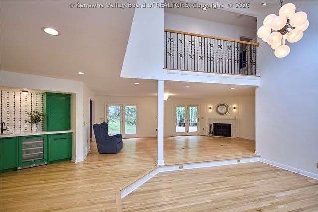 12 Dunlevy Road, Charleston, WV 25314