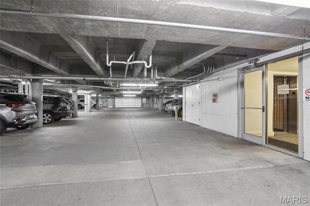 6340 Clayton Road 207, St Louis, MO 63117