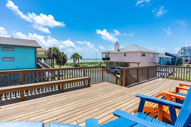 21211 Gulf Dr Drive, Galveston, TX 77554
