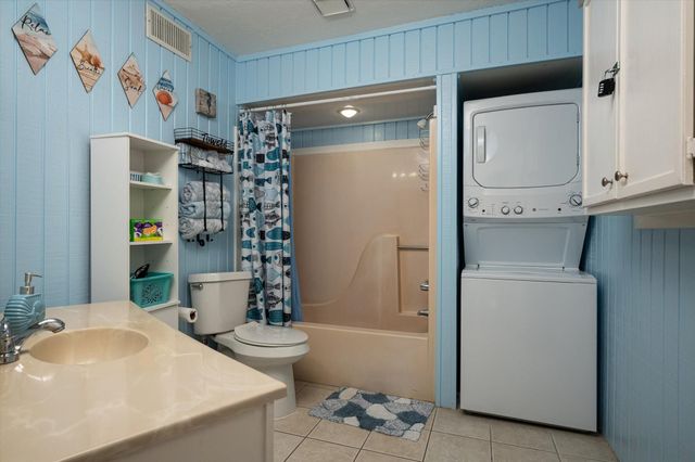 21211 Gulf Dr Drive, Galveston, TX 77554