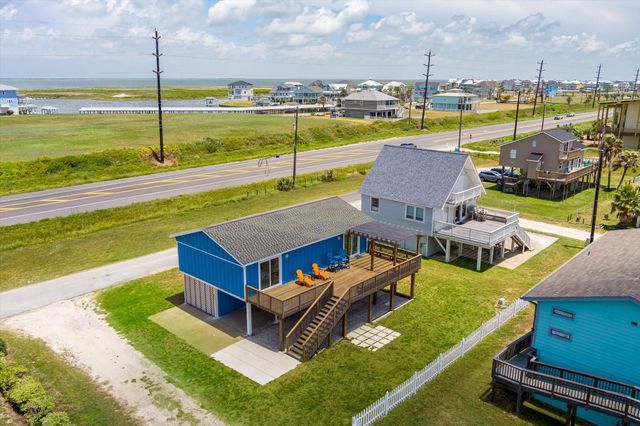 21211 Gulf Dr Drive, Galveston, TX 77554
