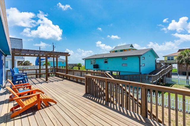 21211 Gulf Dr Drive, Galveston, TX 77554