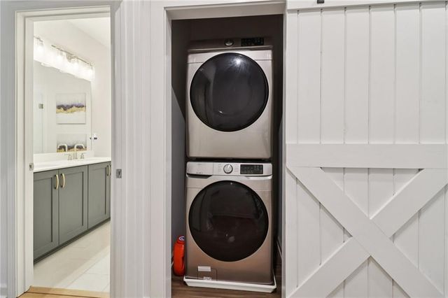 451 Parkway NE Drive, Atlanta, GA 30308