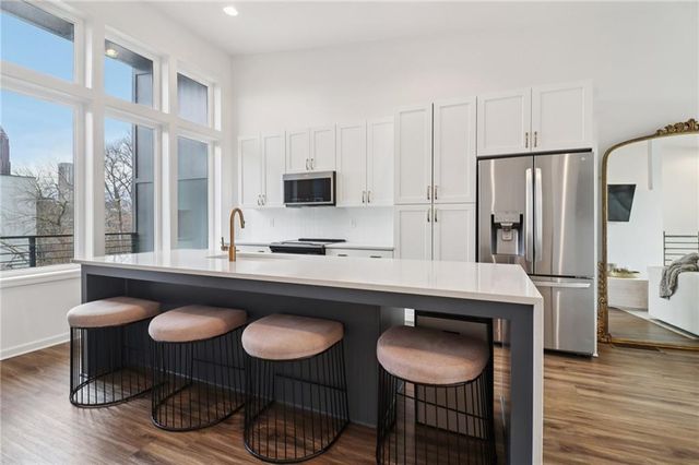 451 Parkway NE Drive, Atlanta, GA 30308