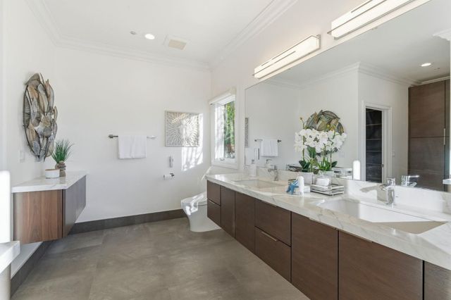 15955 Cerro Vista Court, Los Gatos, CA 95032