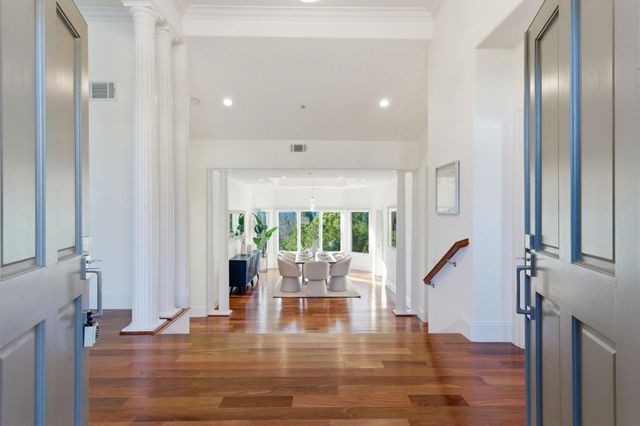 15955 Cerro Vista Court, Los Gatos, CA 95032