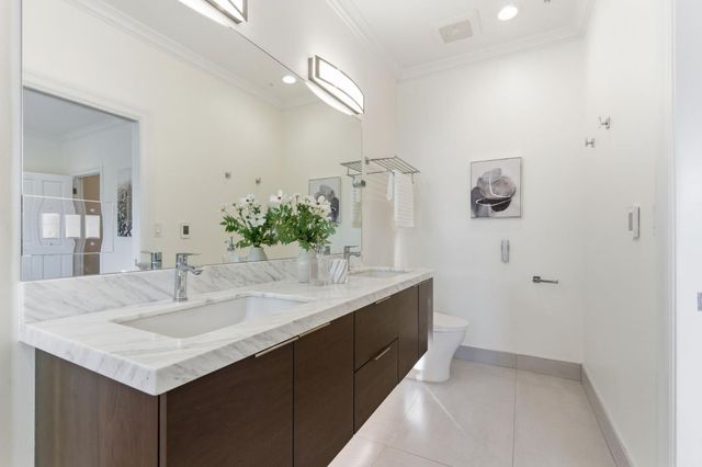 15955 Cerro Vista Court, Los Gatos, CA 95032