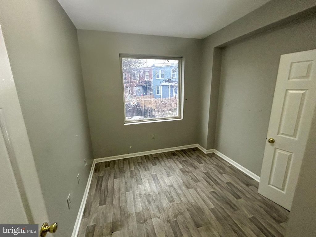 Image 5 of property listing at 3505 VIRGINIA AVE, Baltimore, MD 21215