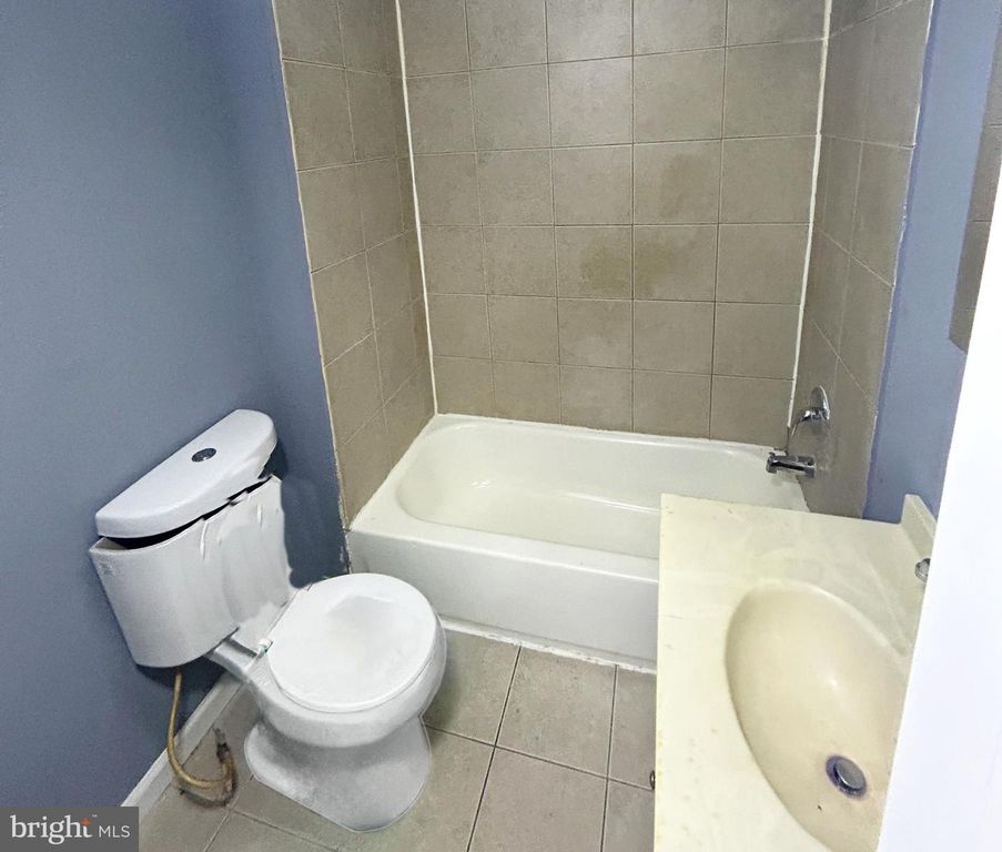 Image 9 of property listing at 3505 VIRGINIA AVE, Baltimore, MD 21215
