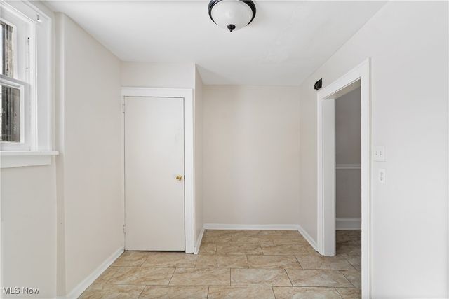 1824 Root Avenue NE, Canton, OH 44705