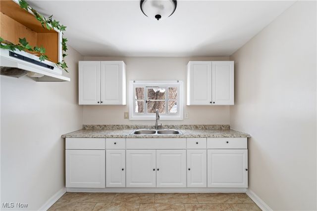 1824 Root Avenue NE, Canton, OH 44705