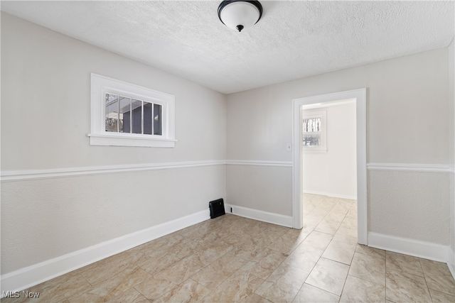 1824 Root Avenue NE, Canton, OH 44705