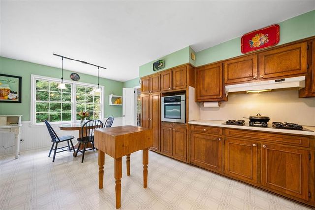 2718 Breckenridge NE Way, Atlanta, GA 30345