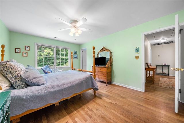 2718 Breckenridge NE Way, Atlanta, GA 30345