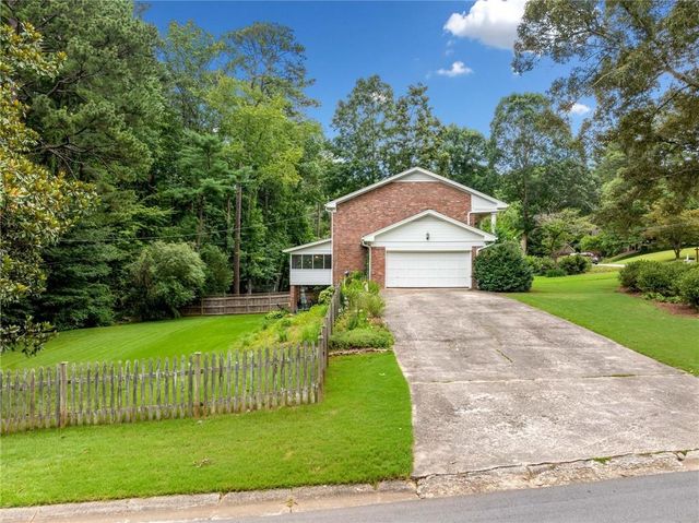 2718 Breckenridge NE Way, Atlanta, GA 30345