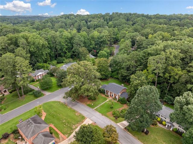 2718 Breckenridge NE Way, Atlanta, GA 30345