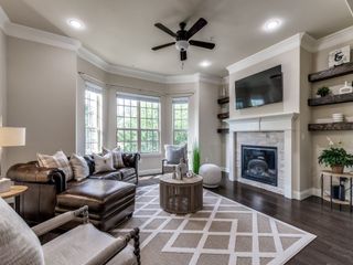 572 Hampshire Drive, Lewisville, TX 75067