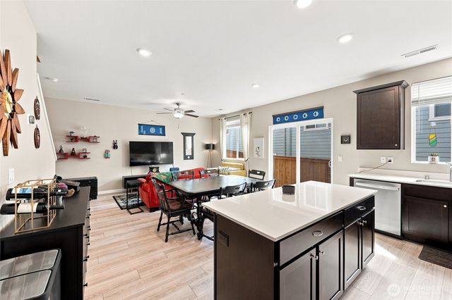 1927 NE 101st Circle, Vancouver, WA 98686