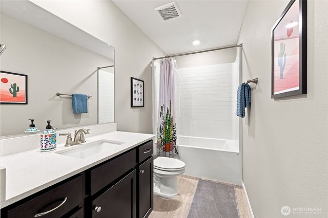 1927 NE 101st Circle, Vancouver, WA 98686