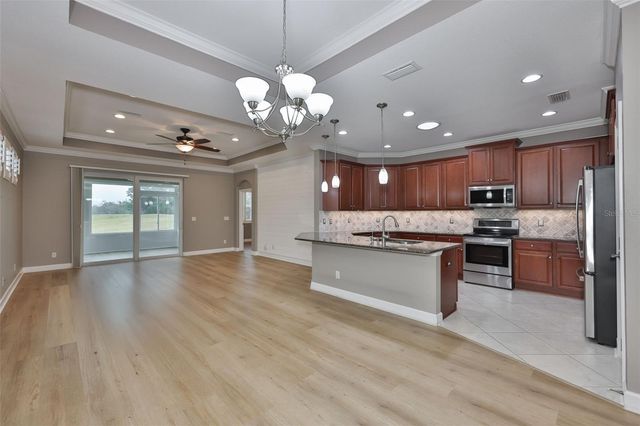 2203 OAKLEY GREEN DRIVE 45, Sun City Center, FL 33573