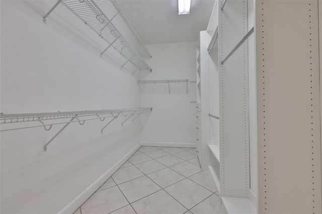 2203 OAKLEY GREEN DRIVE 45, Sun City Center, FL 33573