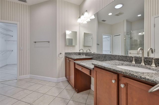 2203 OAKLEY GREEN DRIVE 45, Sun City Center, FL 33573