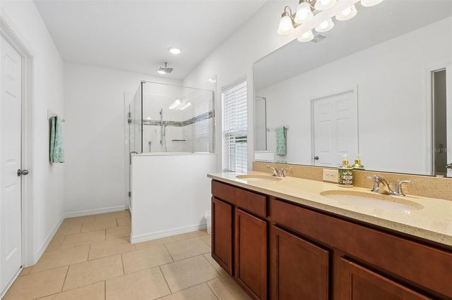 833 AVENAL LANE, Davenport, FL 33837