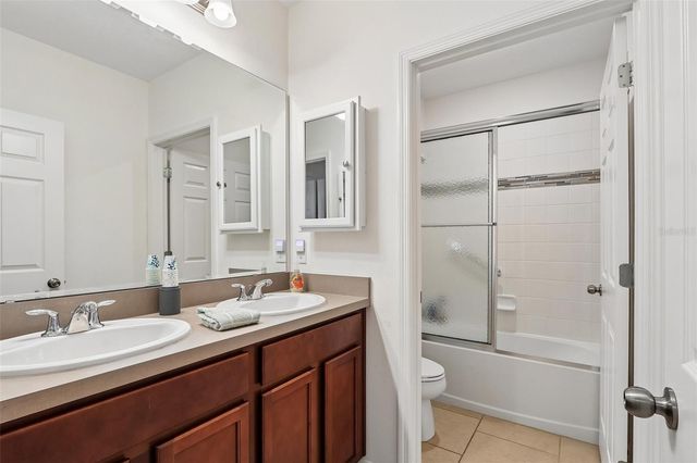 833 AVENAL LANE, Davenport, FL 33837