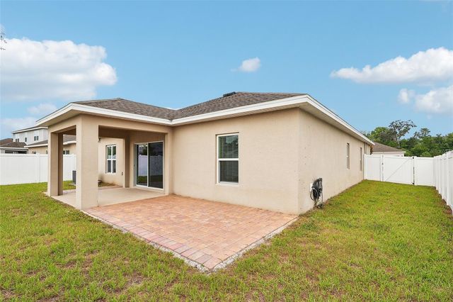833 AVENAL LANE, Davenport, FL 33837