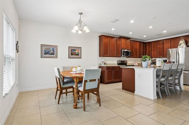 833 AVENAL LANE, Davenport, FL 33837