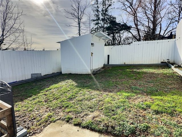 229 W Berkeley Street, Uniontown, PA 15401