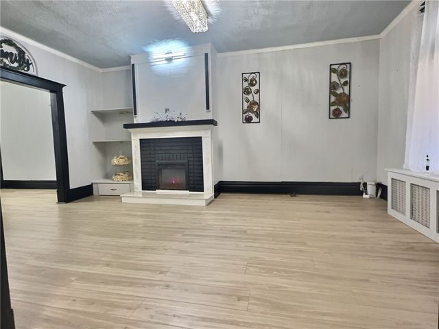 229 W Berkeley Street, Uniontown, PA 15401