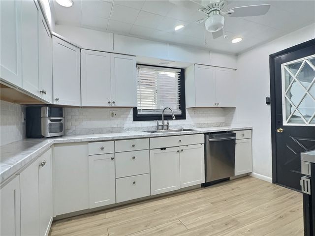 229 W Berkeley Street, Uniontown, PA 15401