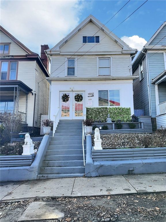 229 W Berkeley Street, Uniontown, PA 15401