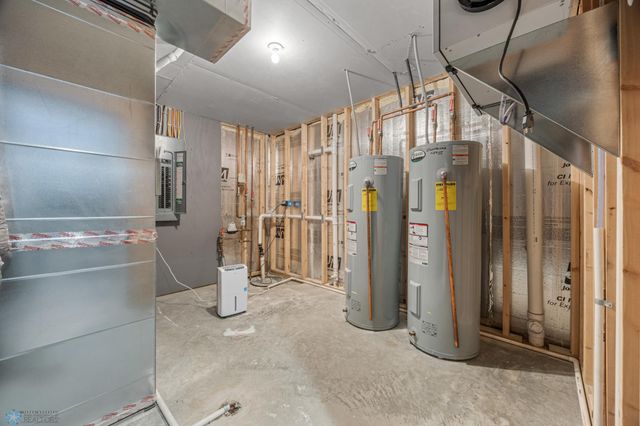 2427 Harbor Lane, West Fargo, ND 58078