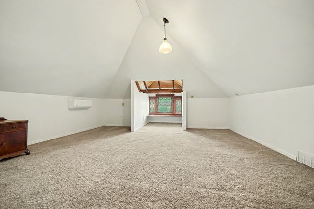 340 S 8th St, Salina, KS 67401