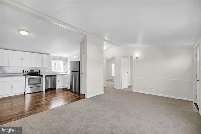 327 OAK ST, Hamburg, PA 19526
