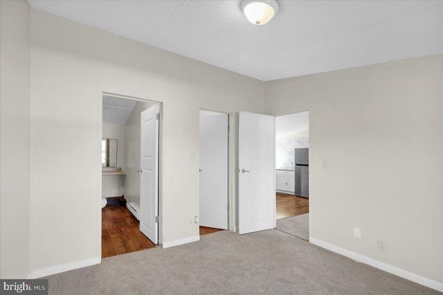 327 OAK ST, Hamburg, PA 19526