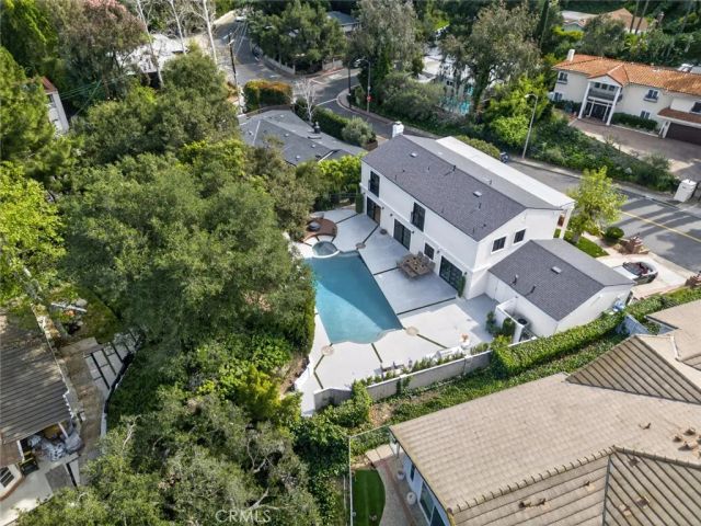 16717 Encino Hills Drive, Encino, CA 91436