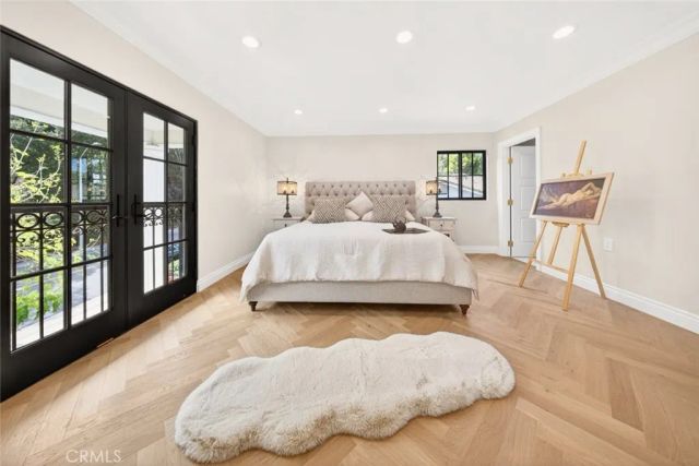 16717 Encino Hills Drive, Encino, CA 91436