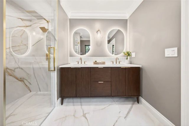 16717 Encino Hills Drive, Encino, CA 91436