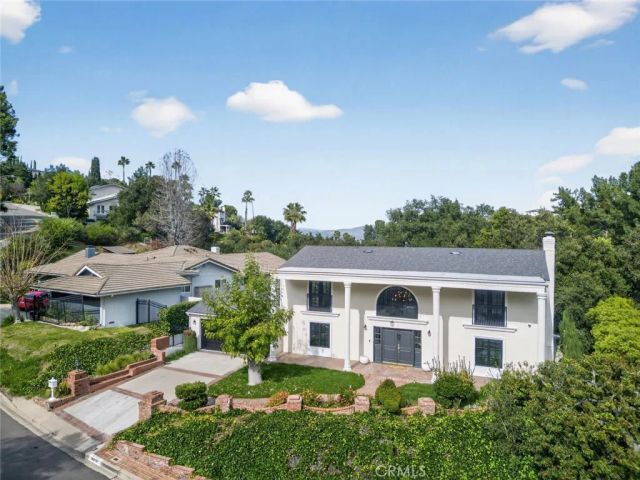 16717 Encino Hills Drive, Encino, CA 91436
