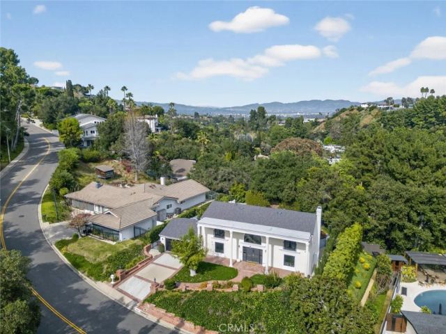 16717 Encino Hills Drive, Encino, CA 91436