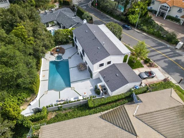 16717 Encino Hills Drive, Encino, CA 91436