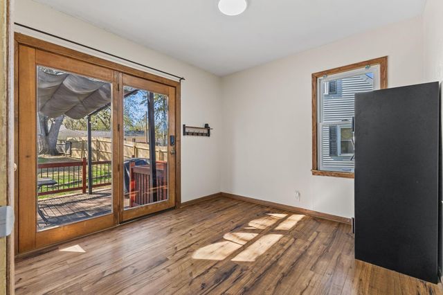 1988 Memory Lane, North Saint Paul, MN 55109