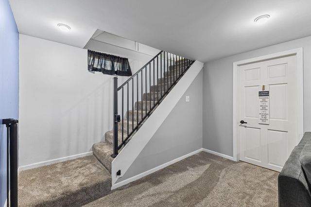 1988 Memory Lane, North Saint Paul, MN 55109