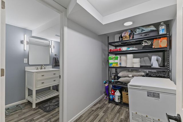 1988 Memory Lane, North Saint Paul, MN 55109