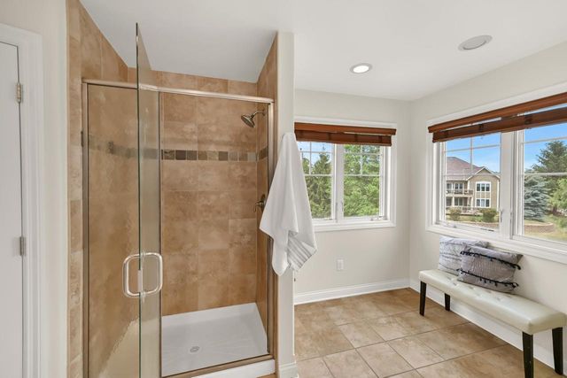 533 Majestic View LANE, Oconomowoc, WI 53066